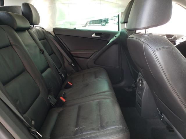 2017 VOLKSWAGEN TIGUAN SPO WVGTV7AX4HK013011