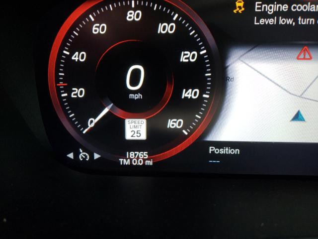 2021 VOLVO XC60 T6 MO YV4A22RK6M1765838