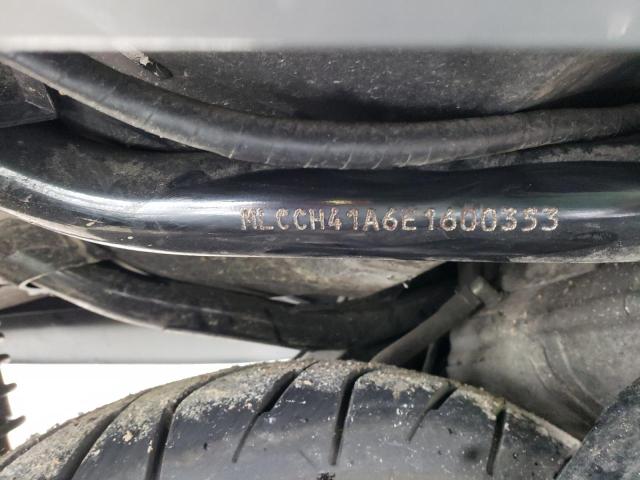 2014 SUZUKI UH200 MLCCH41A6E1600353