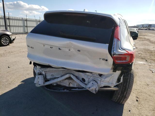 2022 VOLVO XC40 T5 MO YV4162UK0N2652698