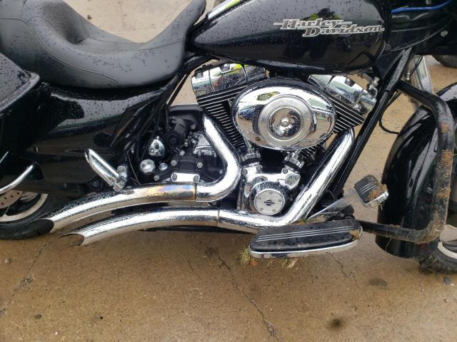 2011 HARLEY-DAVIDSON FLHX 1HD1KBM14BB655264