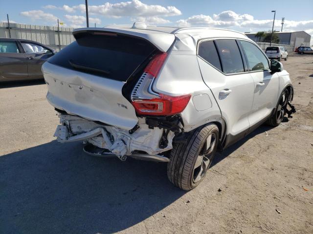 2022 VOLVO XC40 T5 MO YV4162UK0N2652698