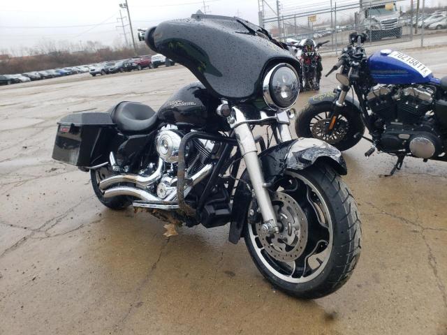 Salvage motorcycles for sale at Columbus, OH auction: 2011 Harley-Davidson Flhx