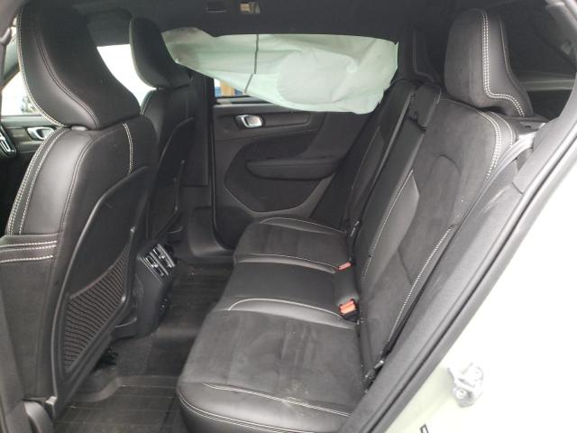 2021 VOLVO XC40 RECHA YV4ED3UR6M2553697