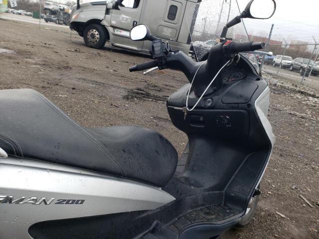 2014 SUZUKI UH200 MLCCH41A6E1600353