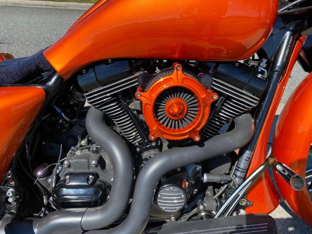 2011 HARLEY-DAVIDSON FLTRX 1HD1KHM10BB676115