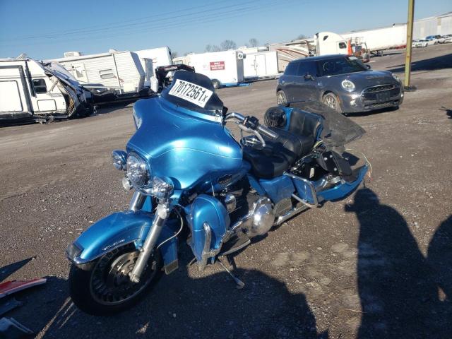 2011 HARLEY-DAVIDSON FLHTCU 1HD1FC417BB635651