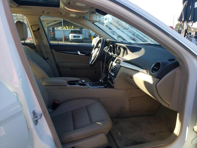 2014 MERCEDES-BENZ C250 WDDGF4HB0ER304156