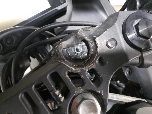 2021 YAMAHA YZFR3 A MH3RH18Y7MK006115