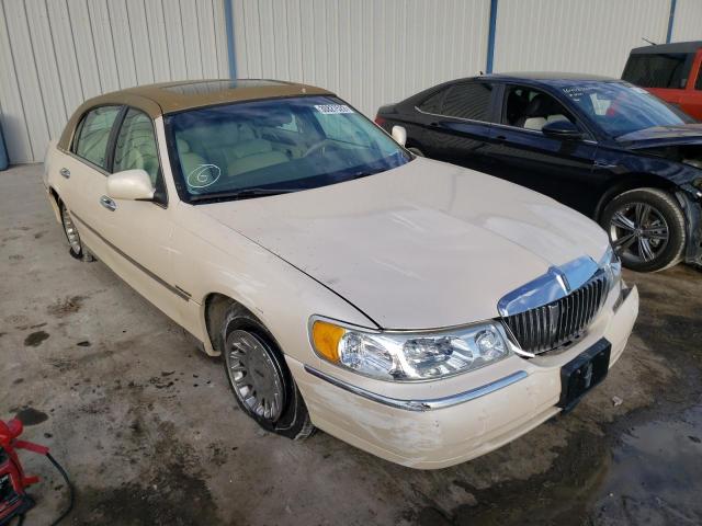 1998 LINCOLN TOWN CAR C - Left Front View