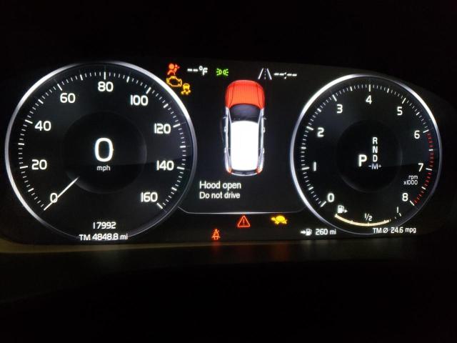 2020 VOLVO XC40 T5 MO YV4162UK0L2243131