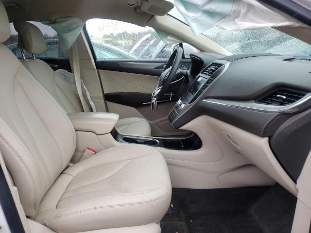 2017 LINCOLN MKC PREMIE 5LMCJ1D90HUL32171