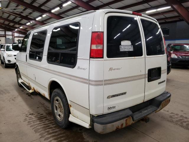 2005 CHEVROLET EXPRESS G1 - Right Front View