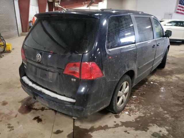 2011 VOLKSWAGEN ROUTAN SE 2V4RW3DG8BR636470