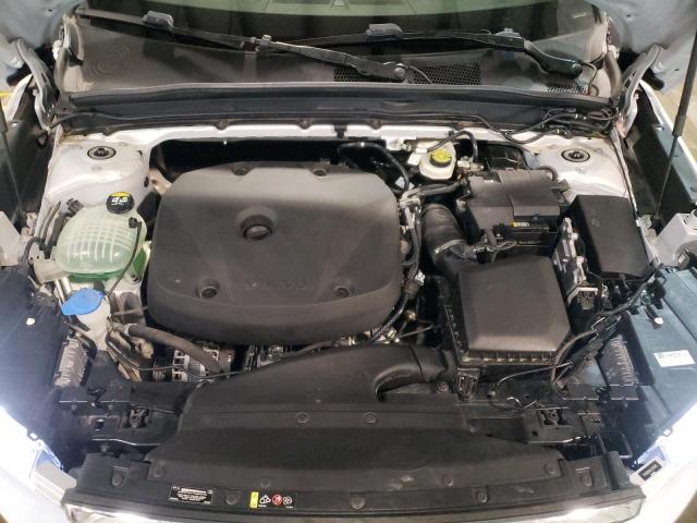2020 VOLVO XC40 T5 MO YV4162UK0L2243131