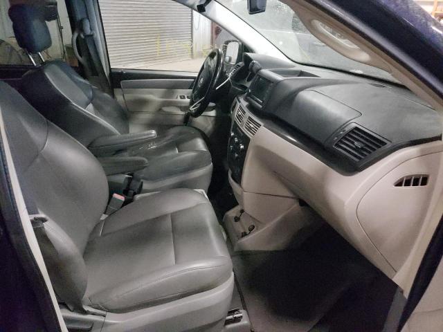 2011 VOLKSWAGEN ROUTAN SE 2V4RW3DG8BR636470