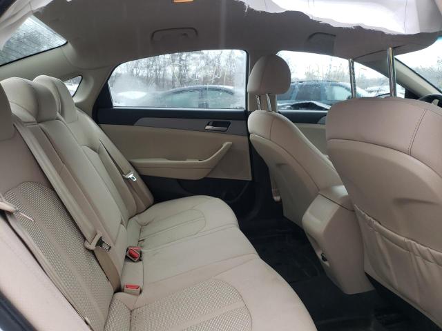 2019 HYUNDAI SONATA SE - 5NPE24AF3KH817950