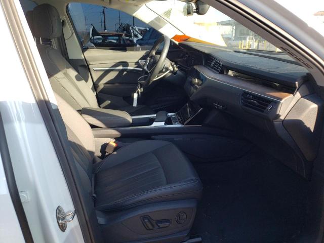 2019 AUDI E-TRON PRE WA1LAAGE3KB022951