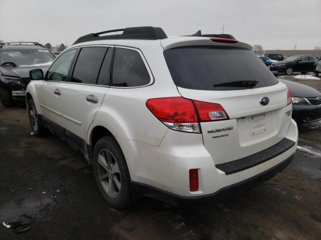2014 SUBARU OUTBACK 2. - Right Front View