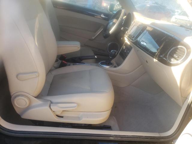 2016 VOLKSWAGEN BEETLE SE 3VWJ07AT0GM632832