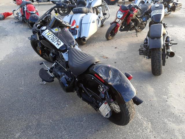 2017 HARLEY-DAVIDSON FLSS 1HD1JS918HB037773