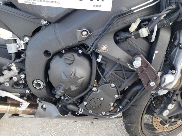 2019 YAMAHA YZFR6 JYARJ28E4KA004402