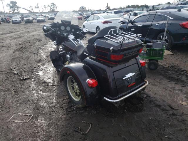 2011 HARLEY-DAVIDSON FLHTCUTG 1HD1MAM17BB850392