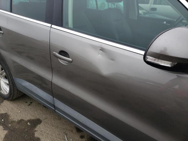 2011 VOLKSWAGEN TIGUAN WVGAV7AXXBW545967