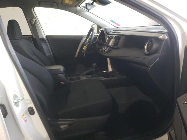 2017 TOYOTA RAV4 LE JTMBFREV5HJ712395