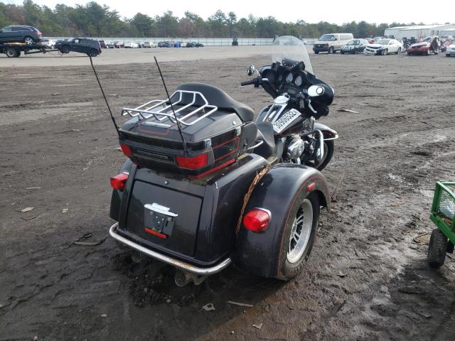 2011 HARLEY-DAVIDSON FLHTCUTG 1HD1MAM17BB850392