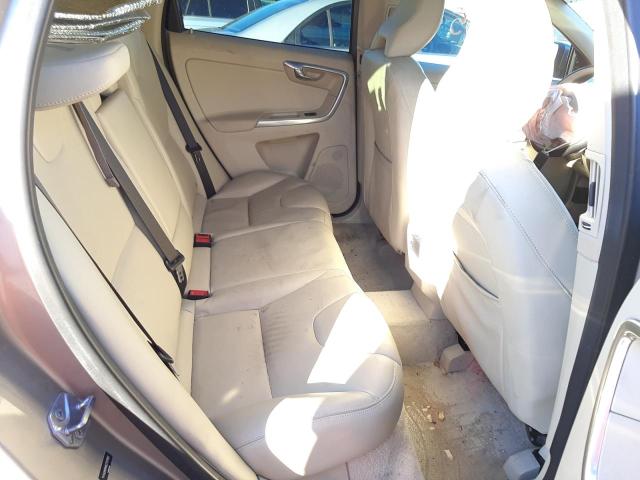 2016 VOLVO XC60 T5 PL YV440MDM8G2797969