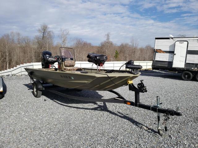 Tracker salvage cars for sale: 2020 Tracker Grizzly