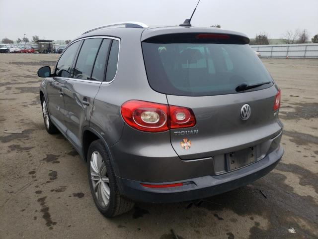 2011 VOLKSWAGEN TIGUAN WVGAV7AXXBW545967