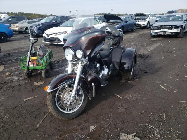 2011 HARLEY-DAVIDSON FLHTCUTG 1HD1MAM17BB850392