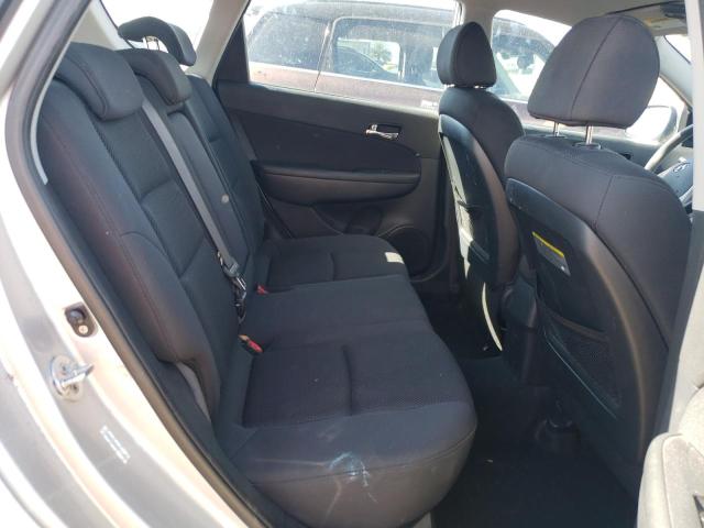 2010 HYUNDAI ELANTRA TO KMHDC8AE8AU068859