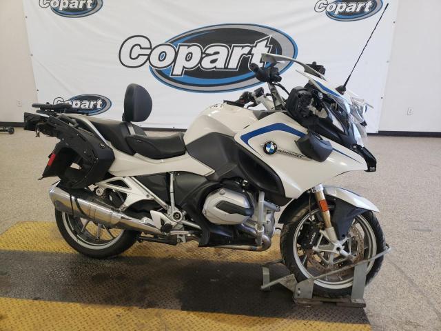 2017 BMW R1200 RT WB10A1301HZ399925
