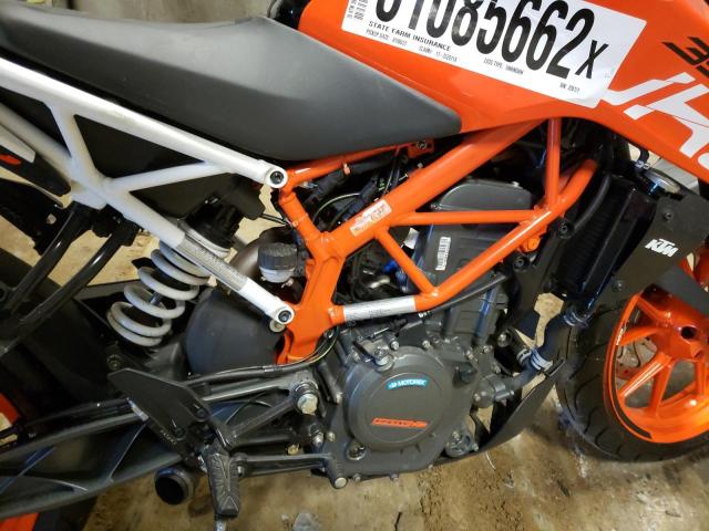 2020 KTM 390 DUKE MD2JPJ400LC220171