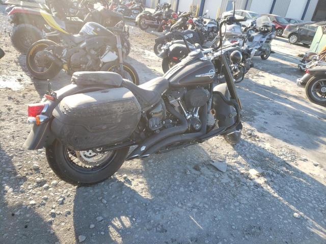 2018 HARLEY-DAVIDSON FLHCS HERI 1HD1YBK10JC083457