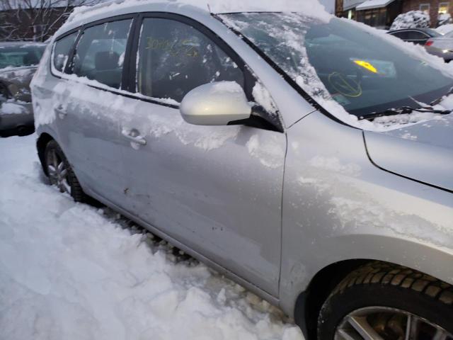 2011 HYUNDAI ELANTRA TO KMHDC8AE0BU096771