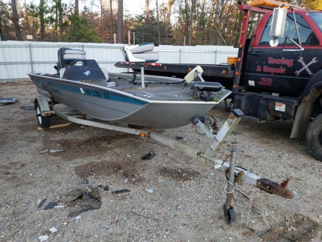 Salvage boats for sale at Sandston, VA auction: 1996 Other Spectrum