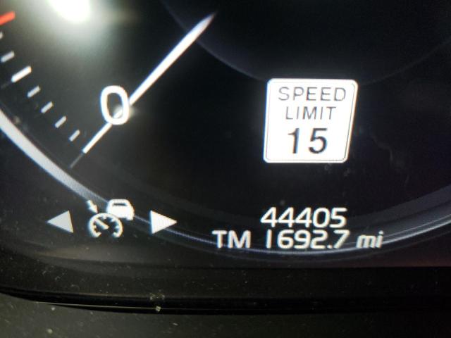 2018 VOLVO XC60 T6 MO YV4A22RK5J1034166
