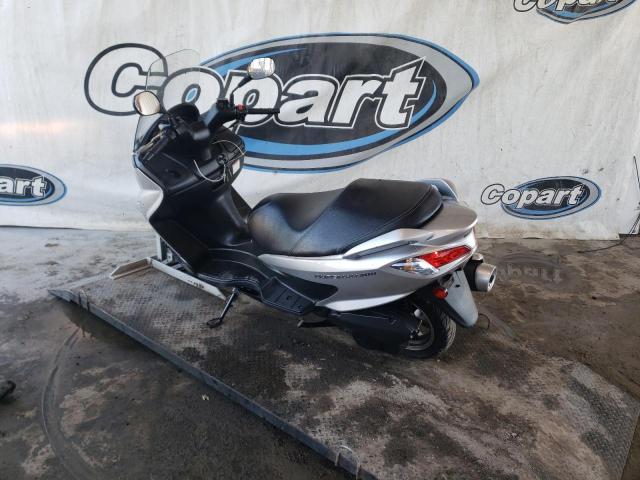 2018 SUZUKI UH200 MLCCH41A4J1600166