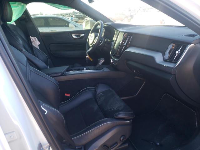 2018 VOLVO XC60 T5 R- LYV102RM3JB082705