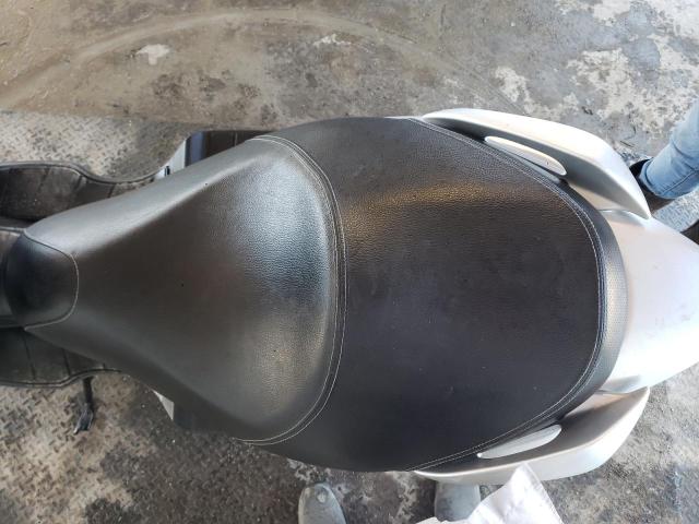 2018 SUZUKI UH200 MLCCH41A4J1600166