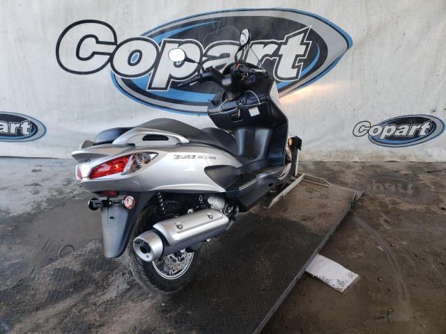 2018 SUZUKI UH200 MLCCH41A4J1600166