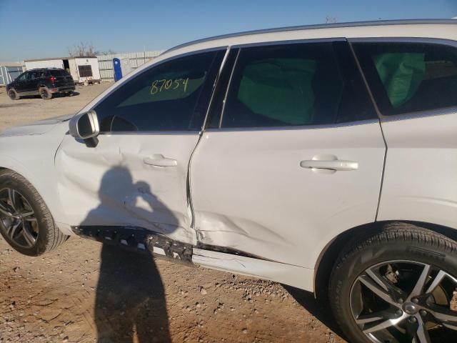 2018 VOLVO XC60 T5 R- LYV102RM3JB082705