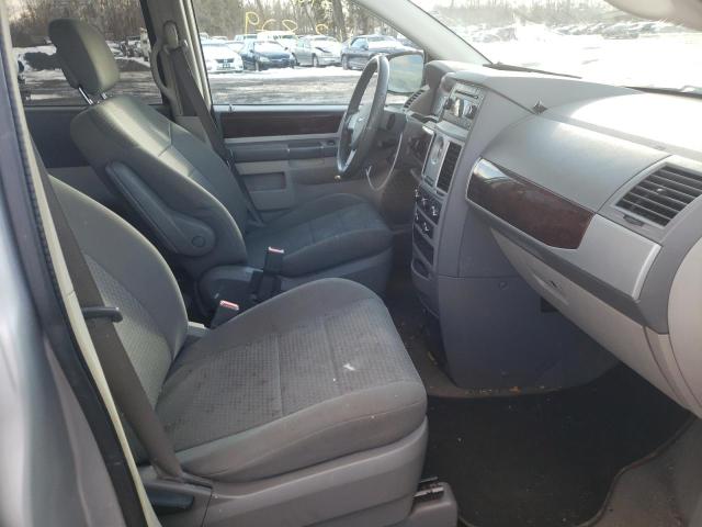 2A4RR5D14AR467890 Chrysler Town & Cou 2010. Фото: 4