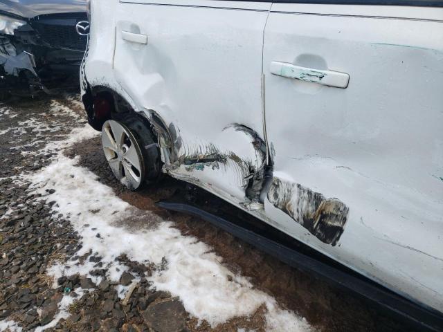 KNDJN2A26E7036890 Kia Soul 2014. Фото: 8