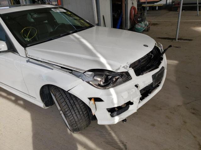2014 MERCEDES-BENZ C250 WDDGF4HB0ER317022