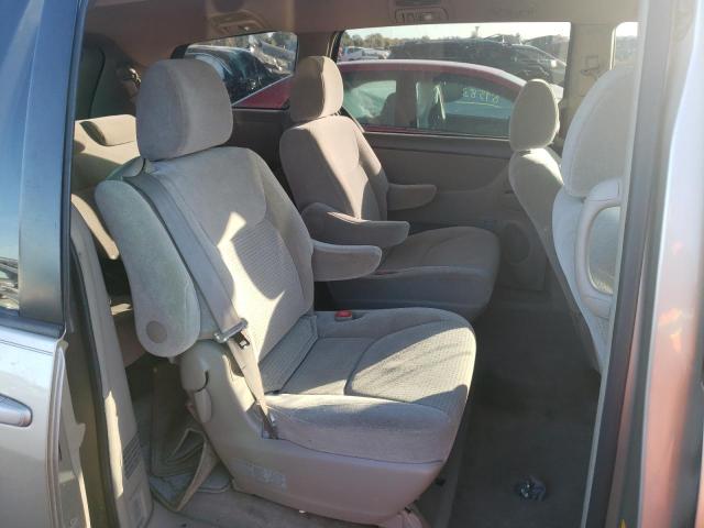 2010 TOYOTA SIENNA CE 5TDKK4CC7AS292101